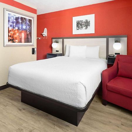 Ramada By Wyndham Parsippany Hotel Kültér fotó