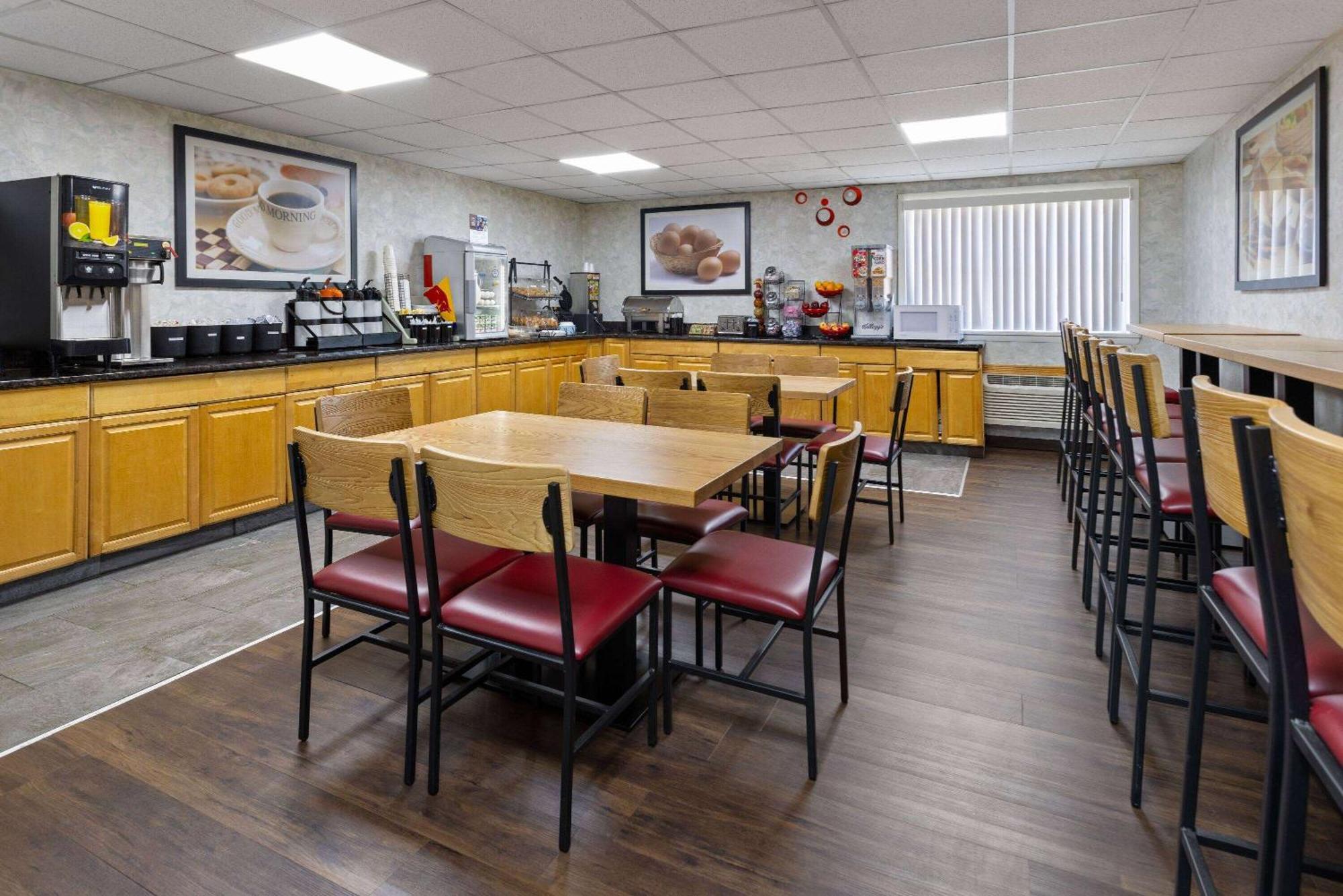 Ramada By Wyndham Parsippany Hotel Kültér fotó