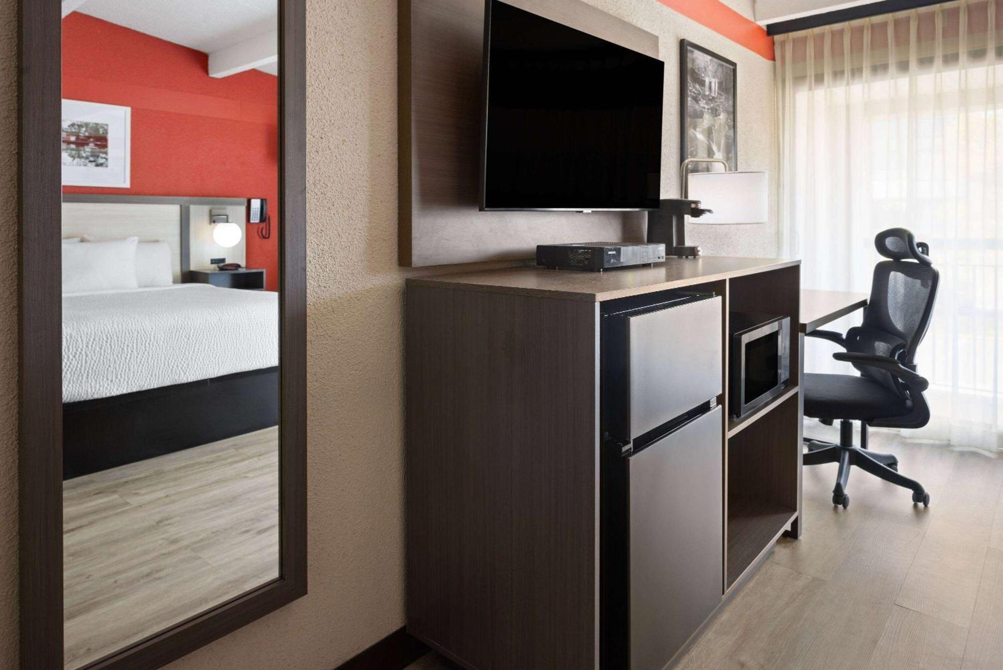 Ramada By Wyndham Parsippany Hotel Kültér fotó