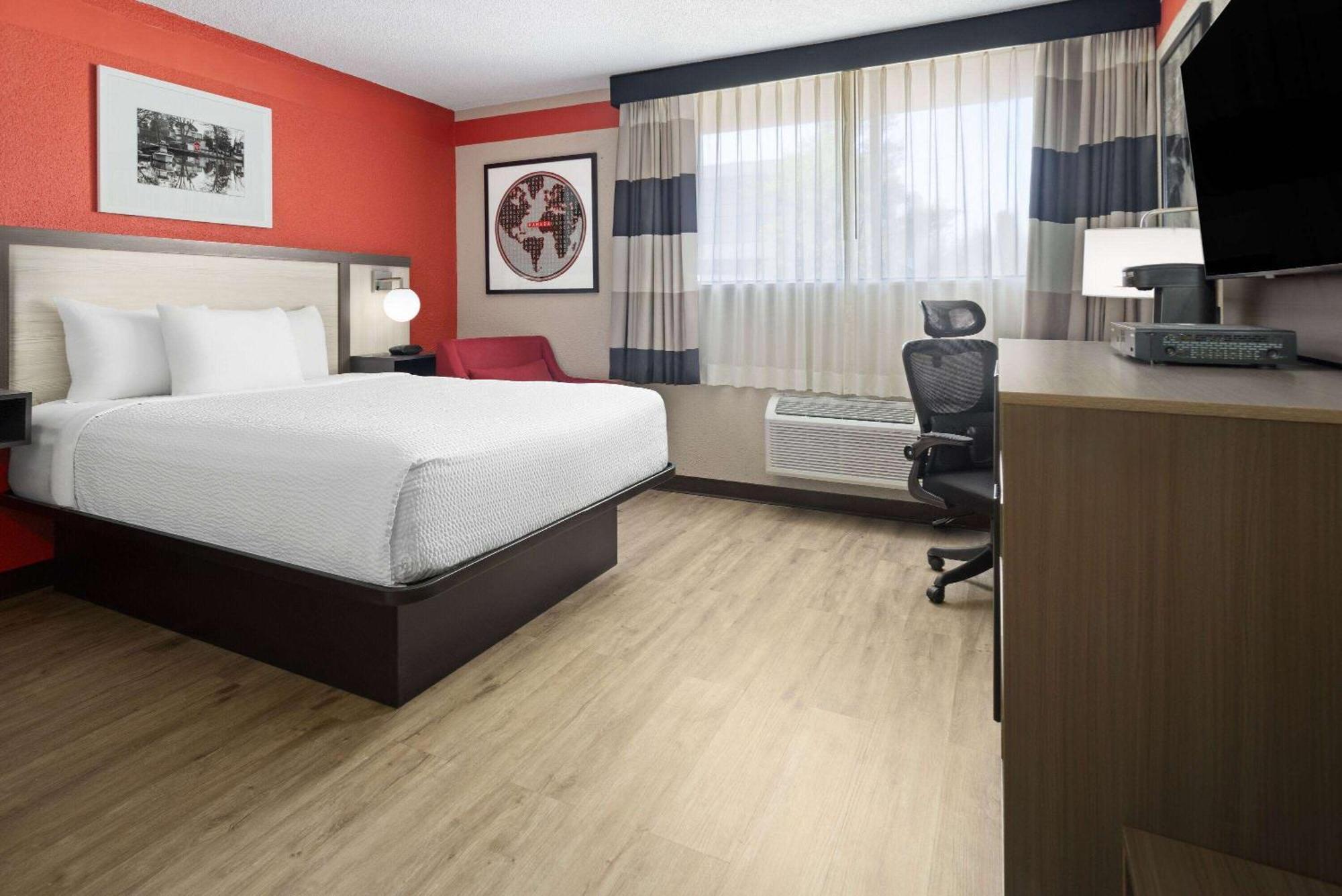 Ramada By Wyndham Parsippany Hotel Kültér fotó
