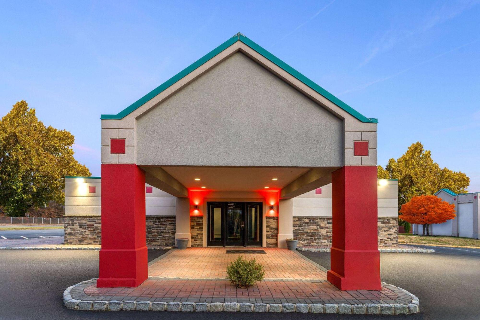 Ramada By Wyndham Parsippany Hotel Kültér fotó