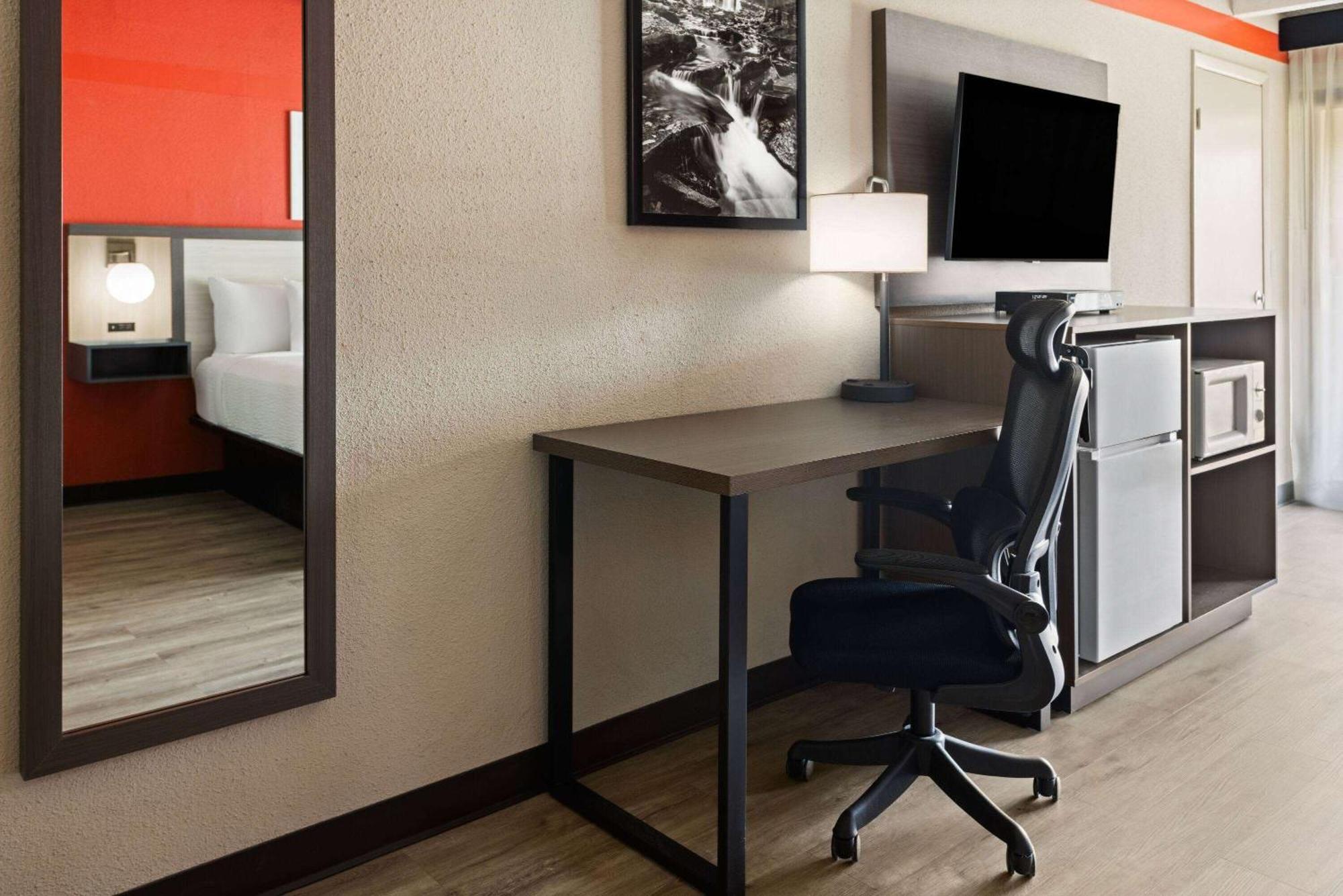 Ramada By Wyndham Parsippany Hotel Kültér fotó
