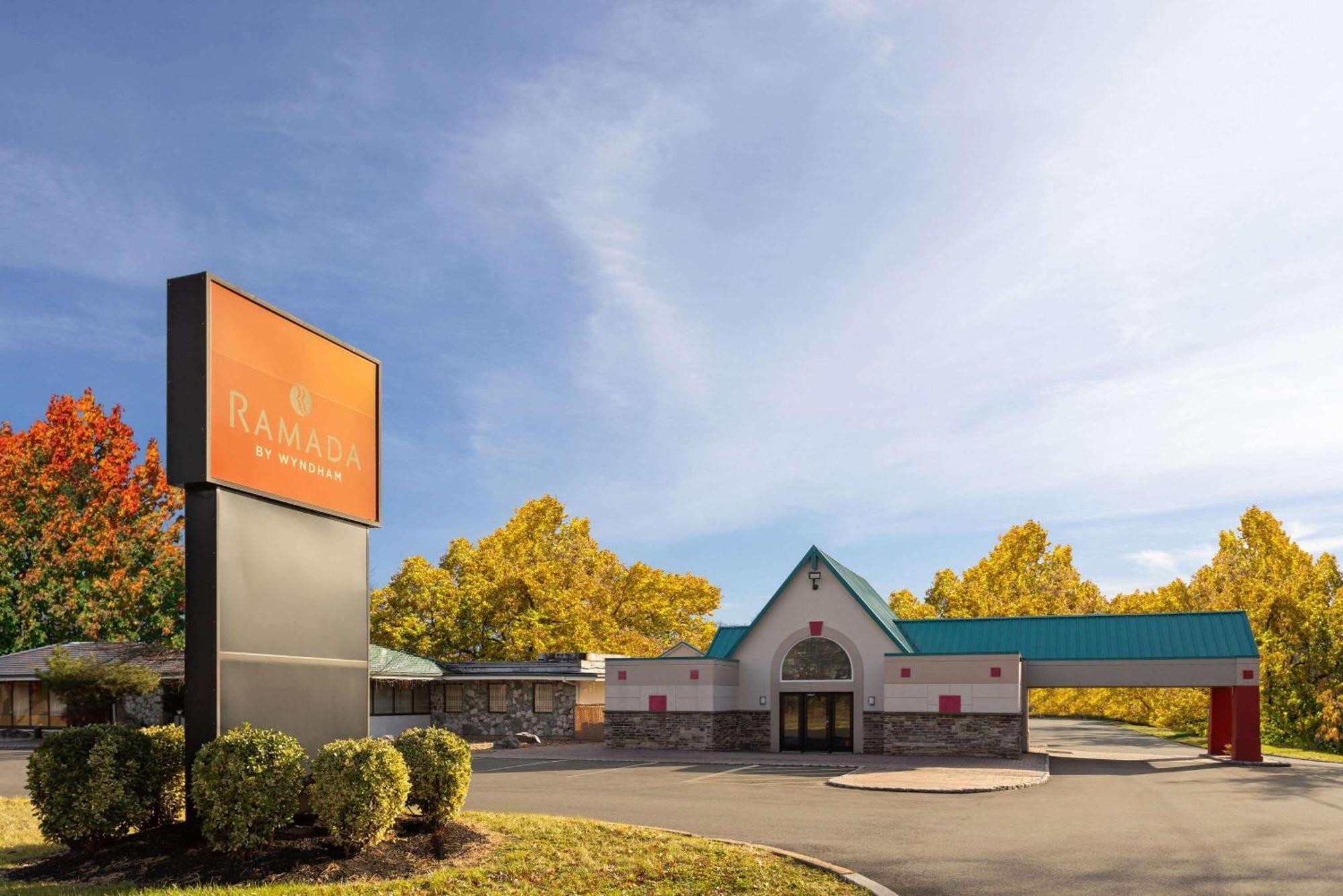 Ramada By Wyndham Parsippany Hotel Kültér fotó